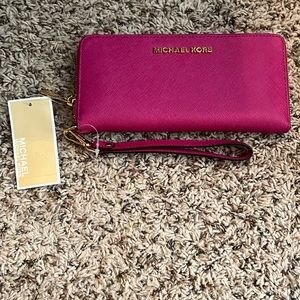 Michael Kors Fuschia Wallet Wristlet